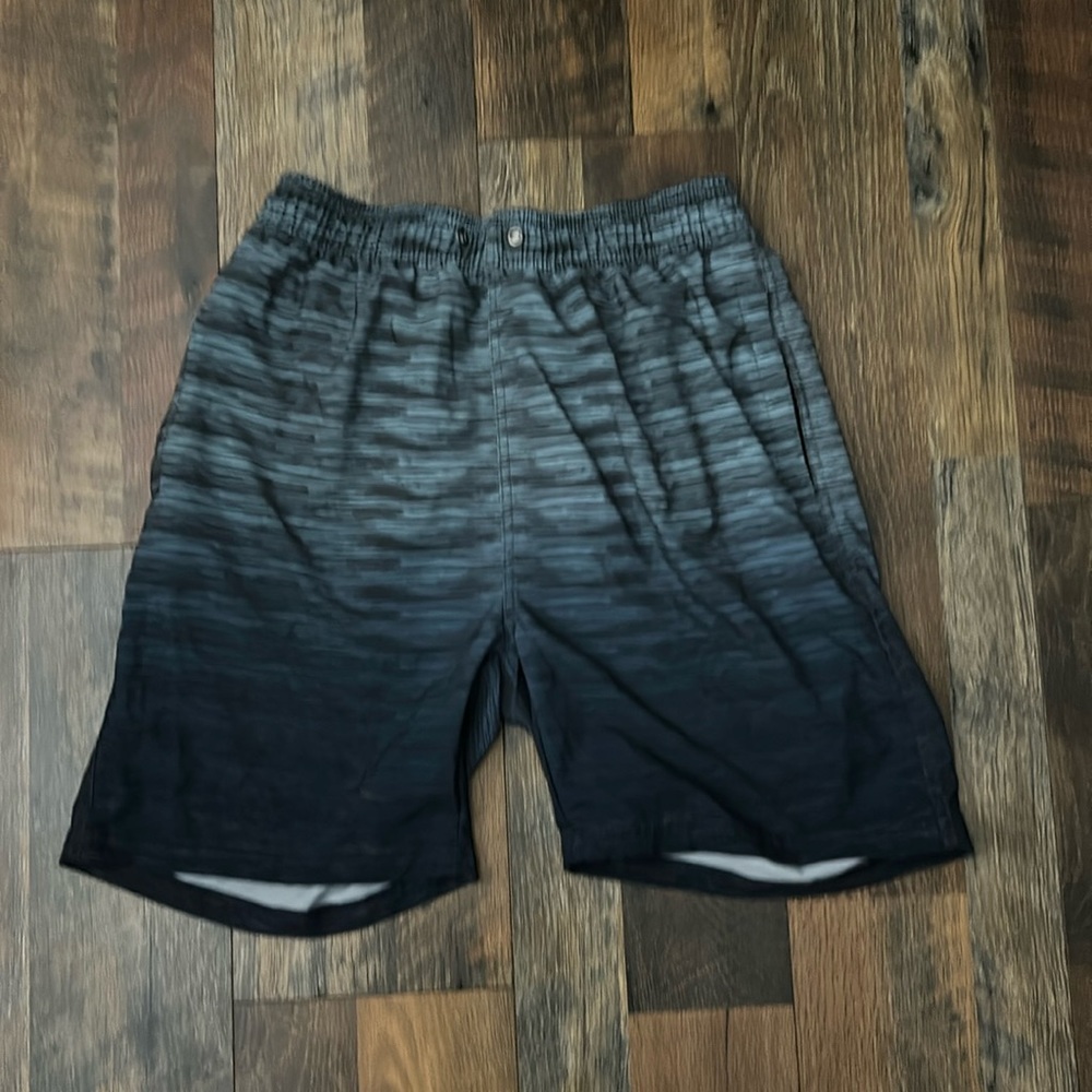 Men’s Swim Trunks (Large)